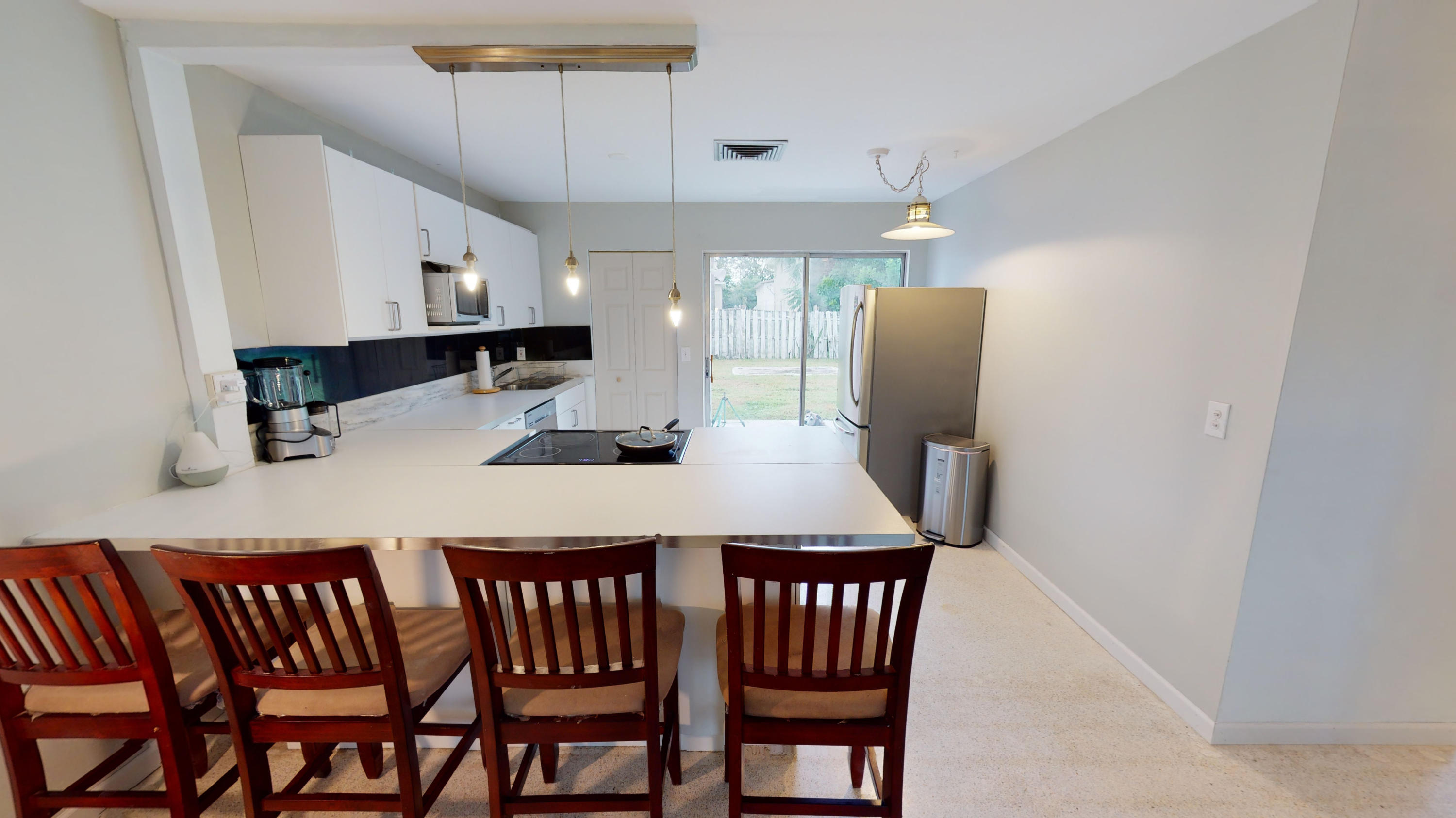 9 Robalo Court North Palm Beach, FL 33408 - Photo 2 of 10 Kitchen