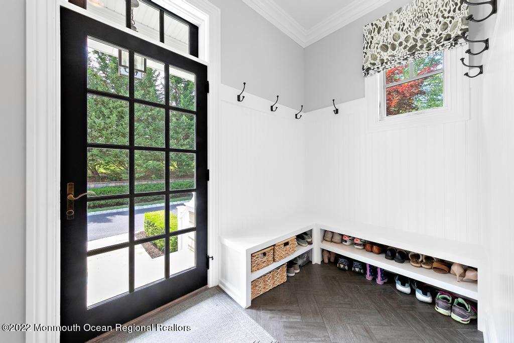 3 Sugar Maple Lane Rumson, NJ 07760 - Photo 20 of 53 a room with toys and a window