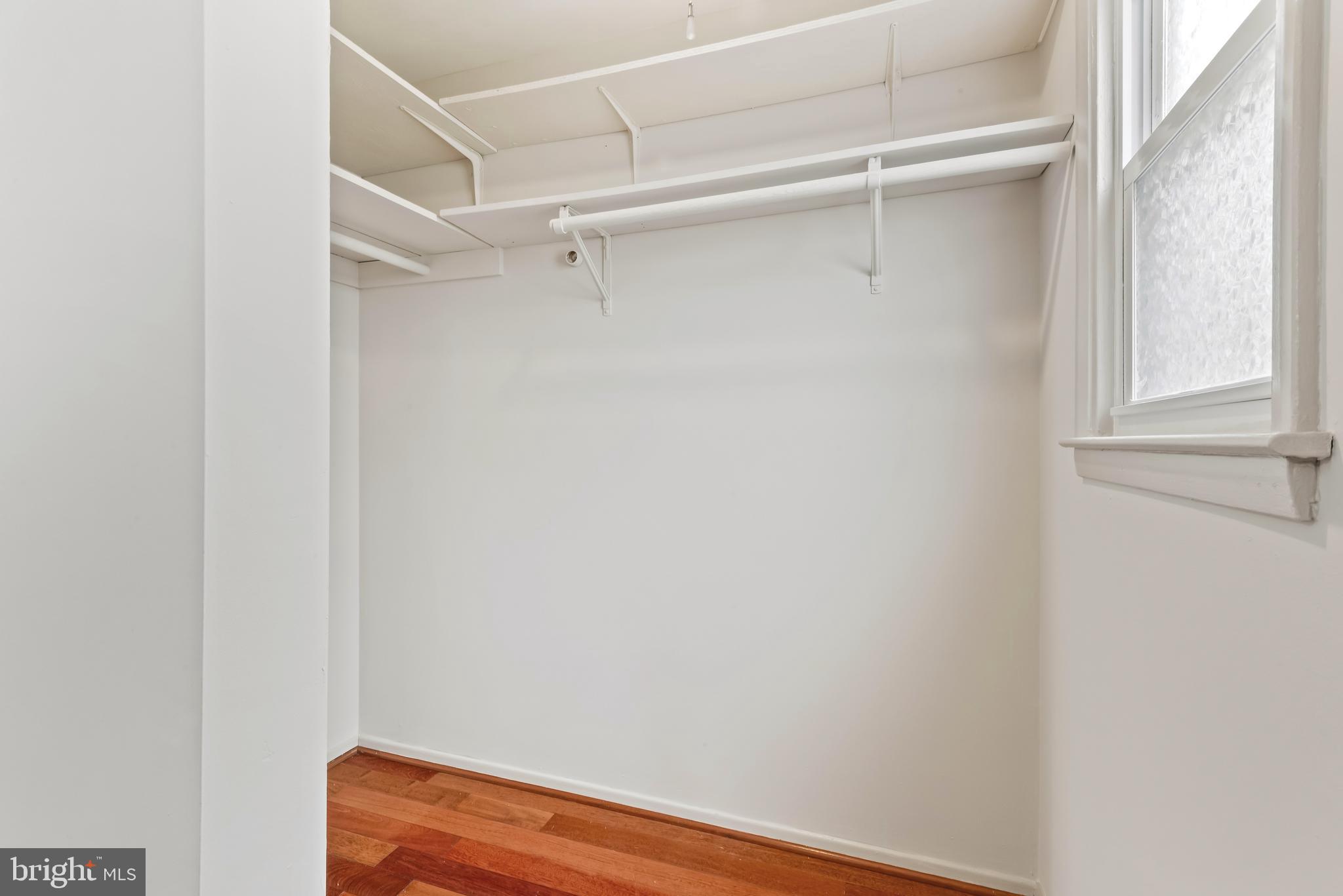 947 Beaverbank Circle Towson, MD 21286 - Photo 22 of 63 a view of small space