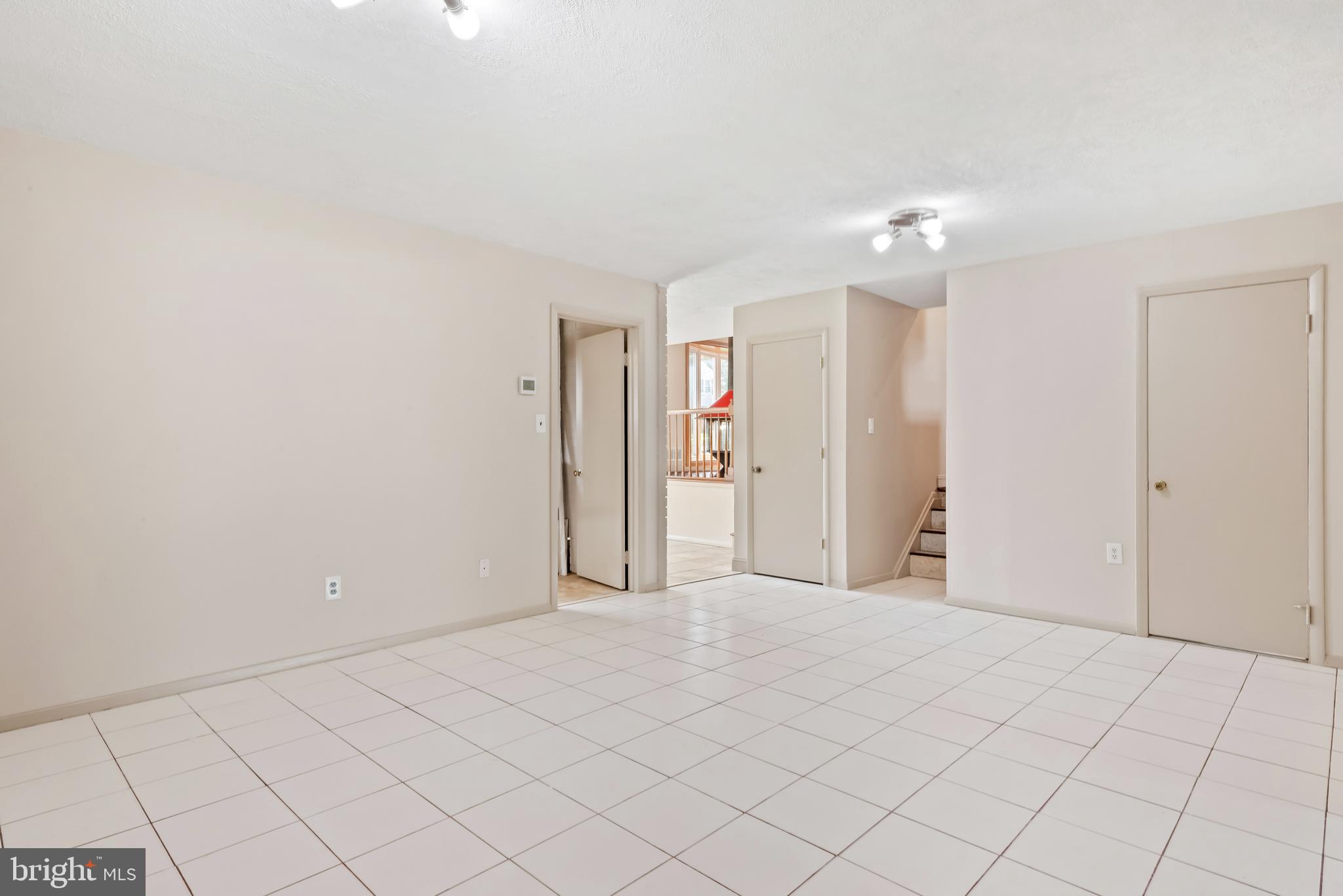 947 Beaverbank Circle Towson, MD 21286 - Photo 40 of 63 a view of a room with natural light