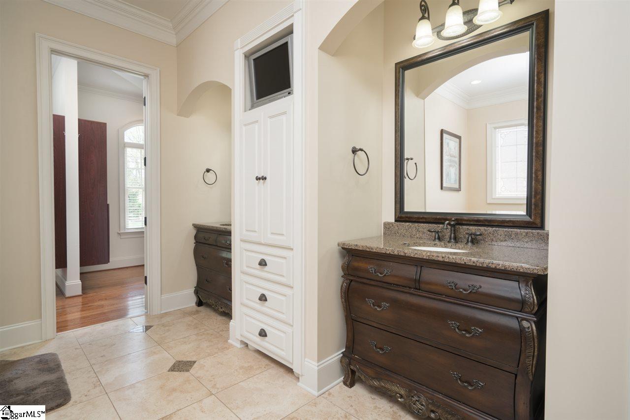 11 Sunning Hill Road Simpsonville, SC 29681 - Photo 14 of 36 Gallery Image 14