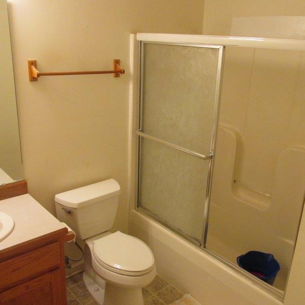 8220 Barrens Road Roanoke, VA 24019 - Photo 13 of 26 Hall Bath