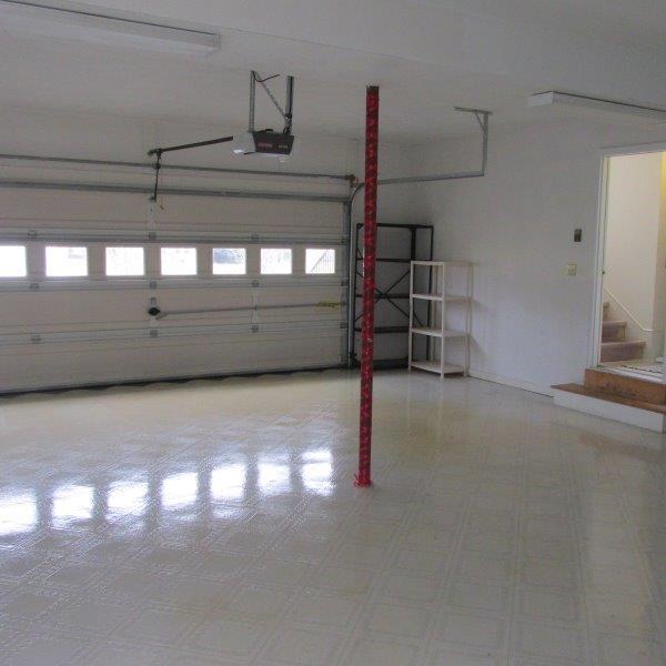 8220 Barrens Road Roanoke, VA 24019 - Photo 23 of 26 Garage