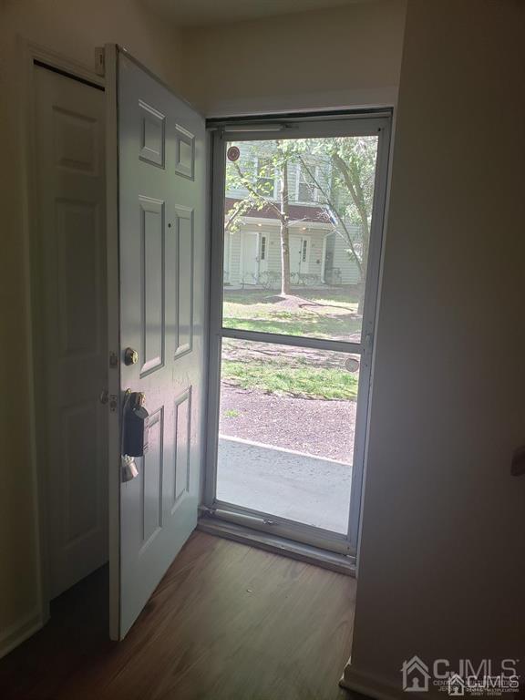 155 Prestwick Way Edison, NJ 08820 - Photo 17 of 19 Gallery Image 17