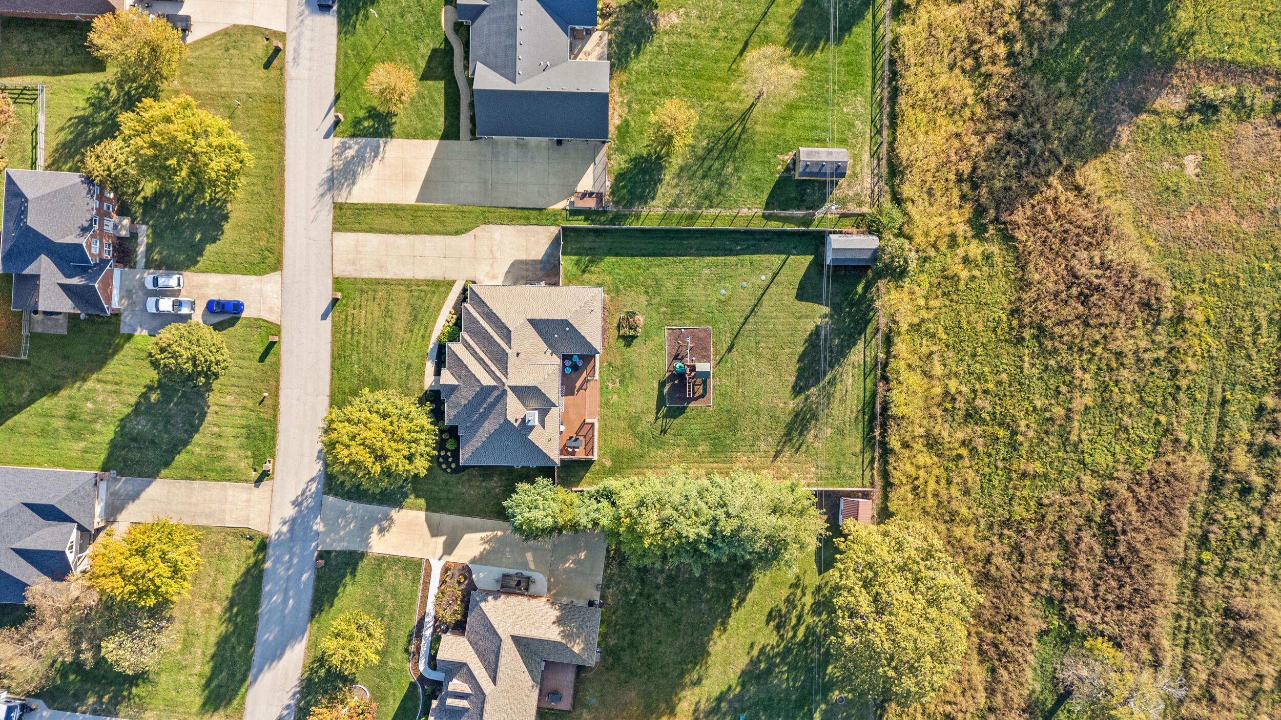 215 Squires Pointe Road Paris, KY 40361 - Photo 5 of 50 12_dji_20251021070911_0034_d