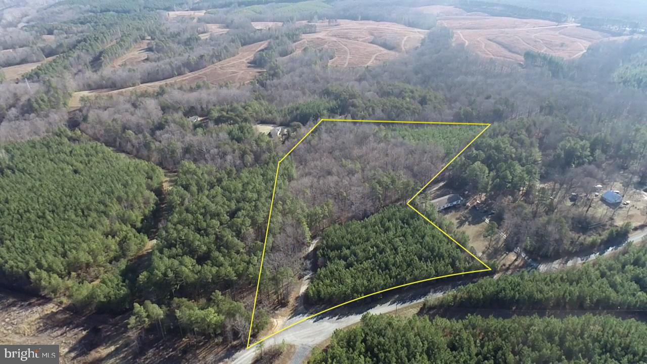 Lot C1 Hardware Road Arvonia, VA 23004 - Photo 1 of 27 Gallery Image 1