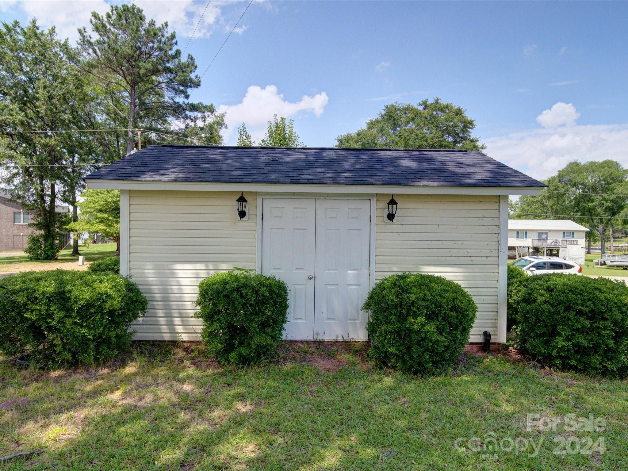 2439 Singleton Point Liberty Hill, SC 29074 - Photo 40 of 44 Gallery Image 40