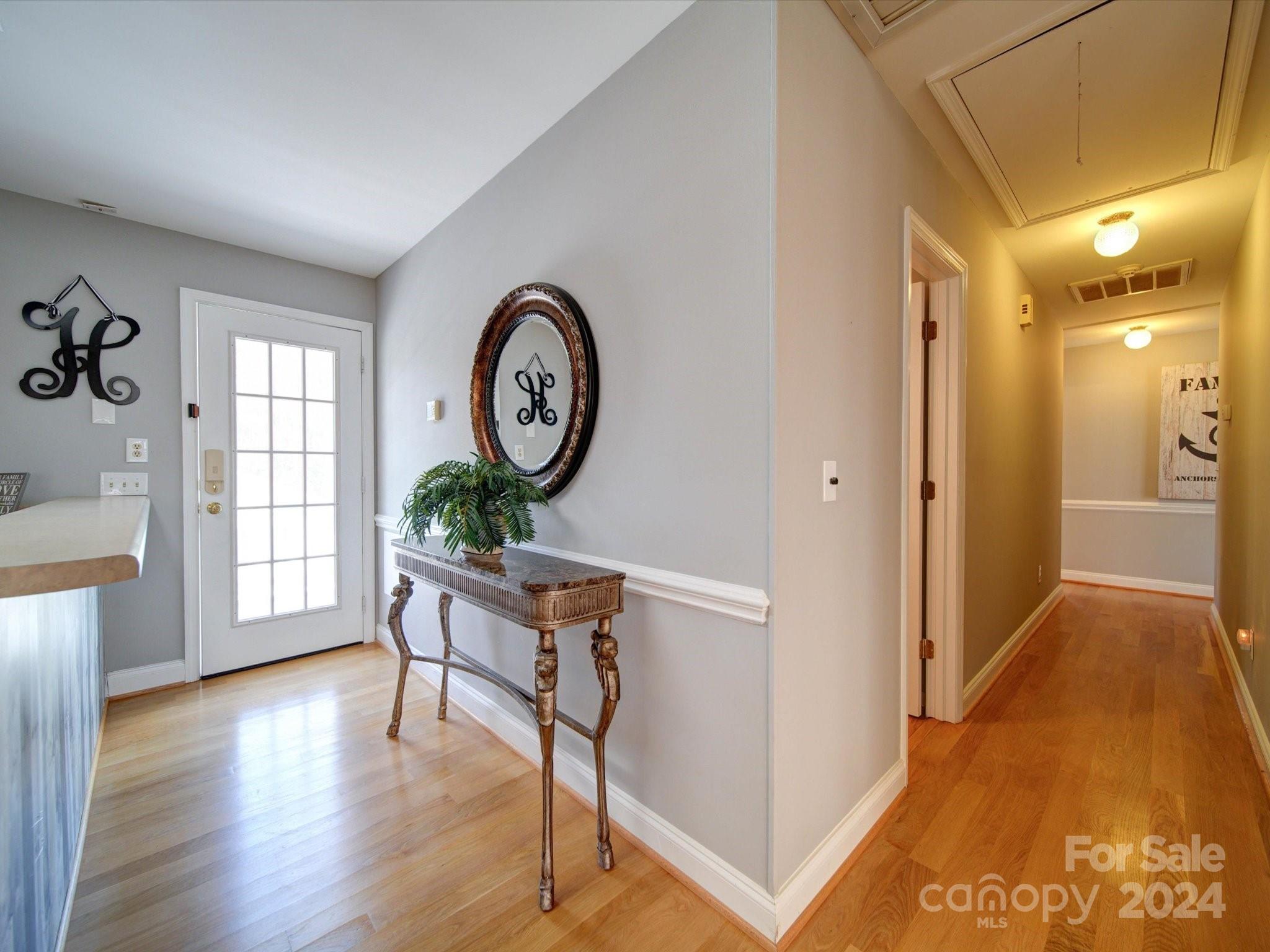 2439 Singleton Point Liberty Hill, SC 29074 - Photo 5 of 44 Gallery Image 5