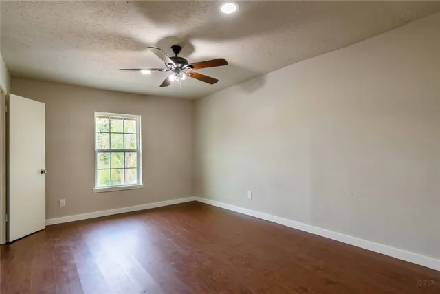 $1,400 | 12044 Beechnut Street, Houston, TX 77072