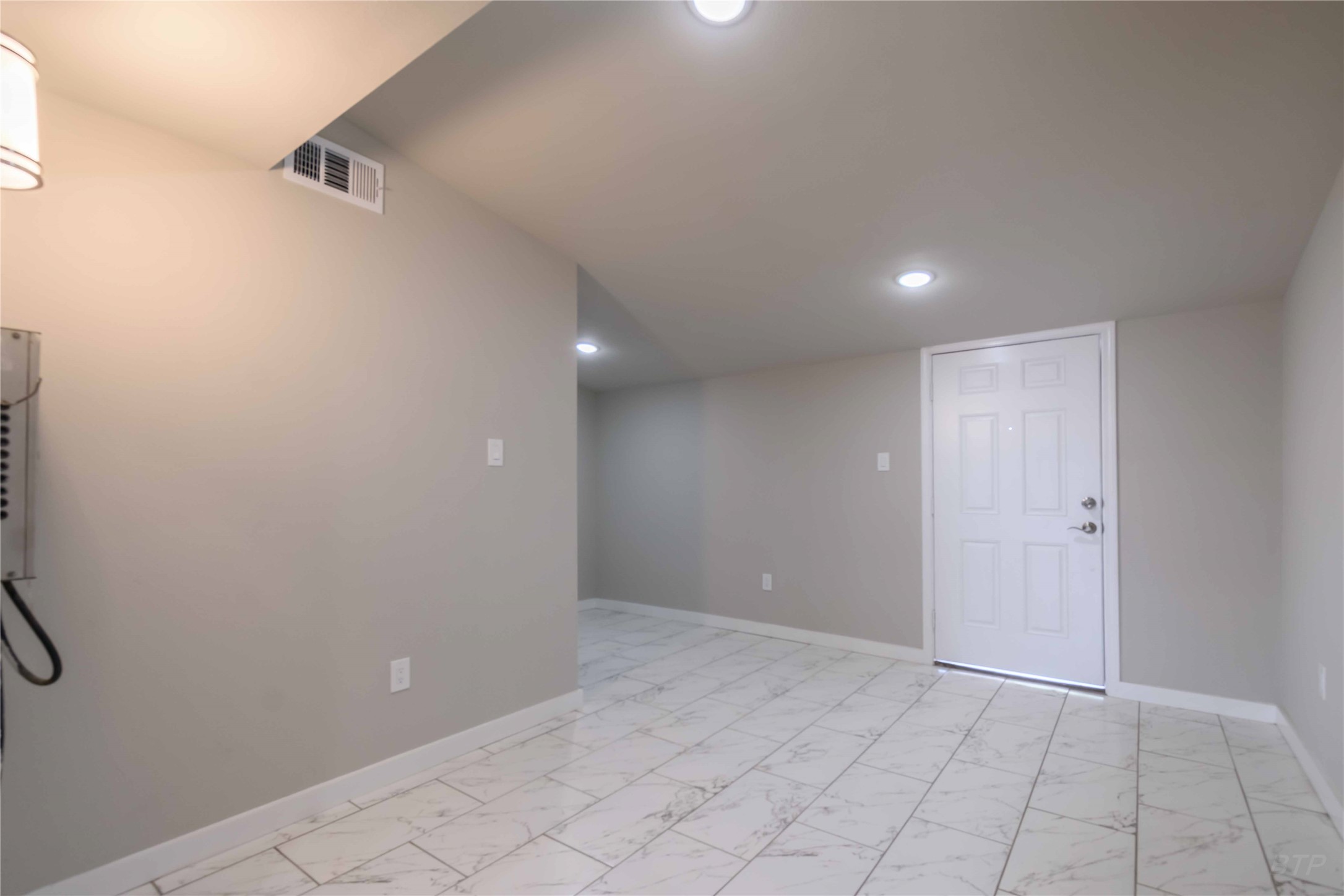 12044 Beechnut Street Houston, TX 77072 - Photo 7 of 18