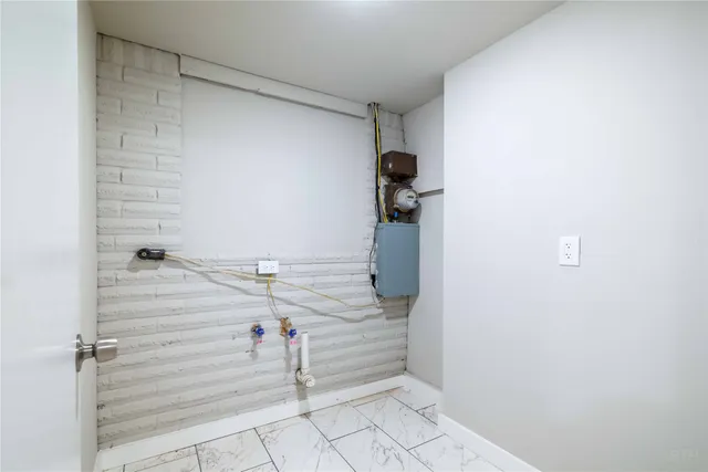 $1,400 | 12044 Beechnut Street, Houston, TX 77072