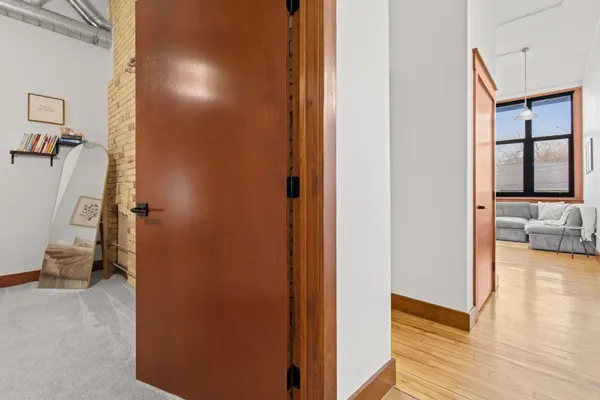 $225,000 | 600 Broadway Avenue Northwest, Unit 203, Grand Rapids, MI 49504