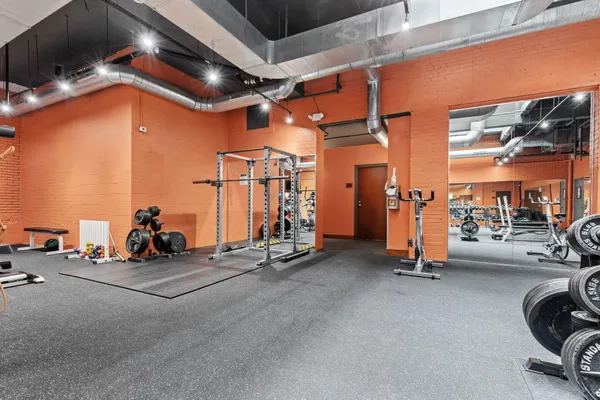 $225,000 | 600 Broadway Avenue Northwest, Unit 203, Grand Rapids, MI 49504