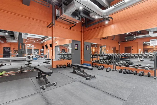 $225,000 | 600 Broadway Avenue Northwest, Unit 203, Grand Rapids, MI 49504
