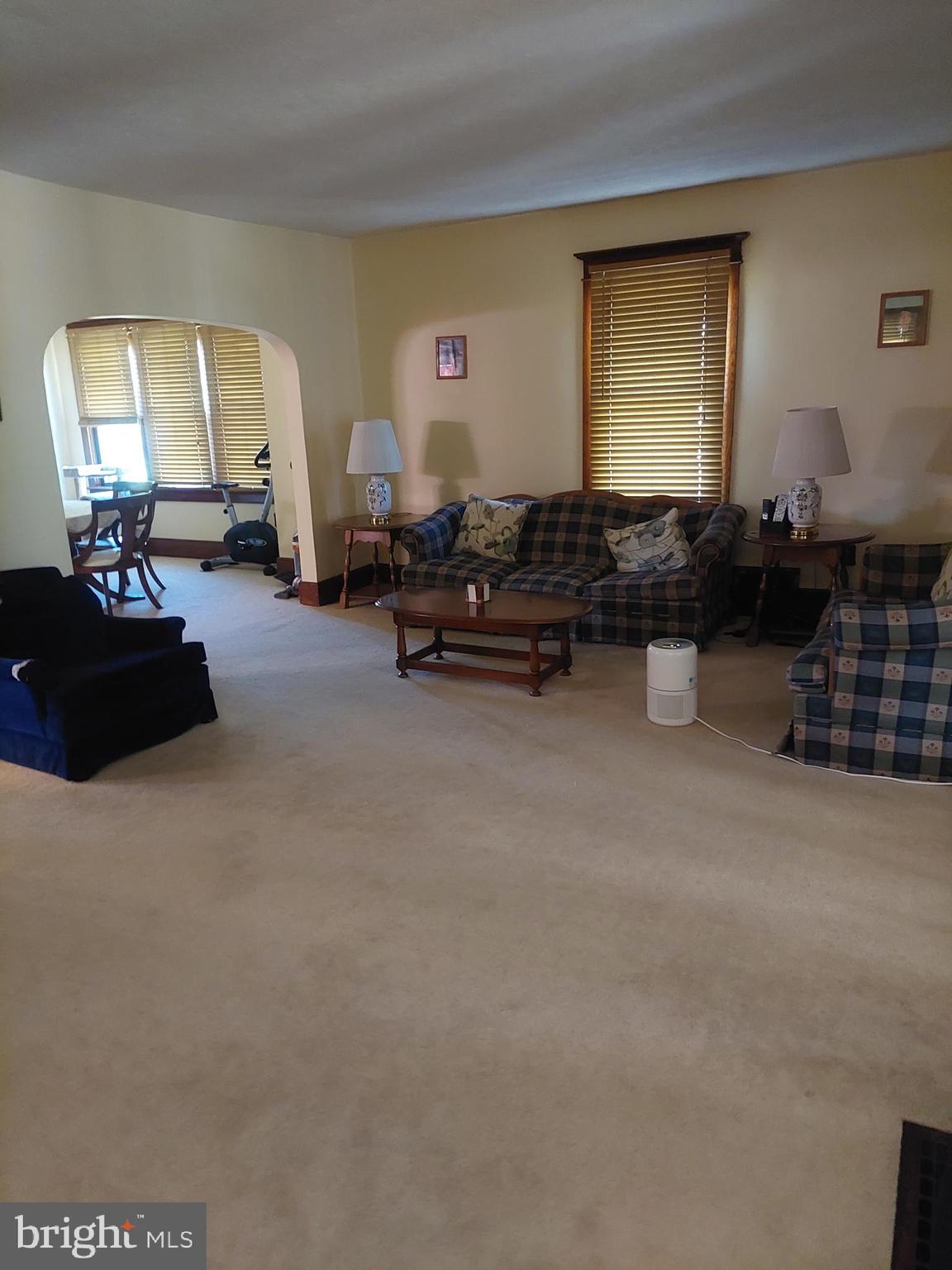514 Bridgeboro Street Riverside, NJ 08075 - Photo 8 of 15 Living room