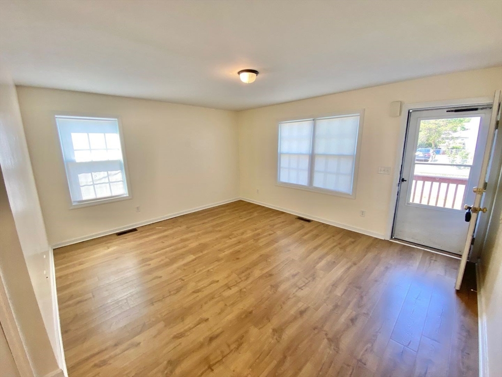 93 Orleans Street, Unit 93 Springfield, MA 01109 - Photo 3 of 21