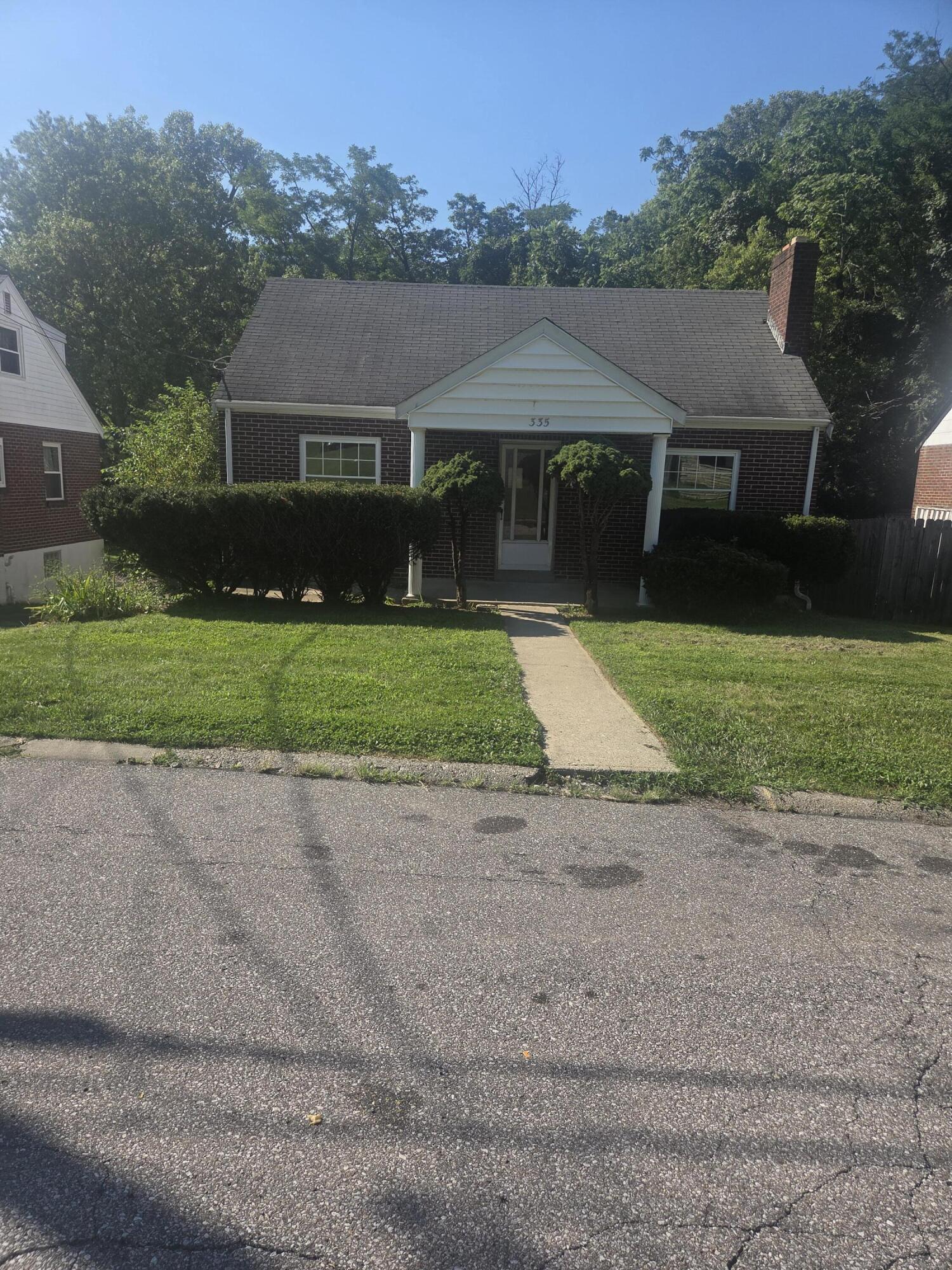 335 Riddle Place Newport, KY 41071 - Photo 1 of 7 1000009671