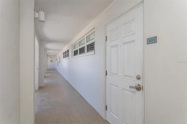 $690,000 | 633 Alhambra Road, Unit 305, Venice, FL 34285