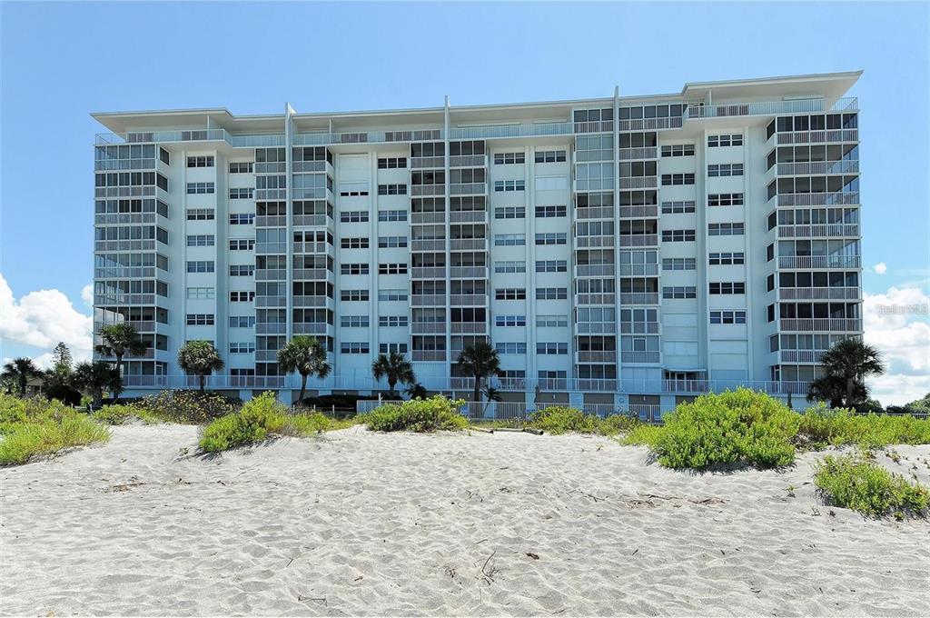 633 Alhambra Road, Unit 305 Venice, FL 34285 - Photo 5 of 43