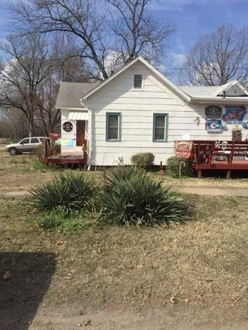 $79,900 | 300 East Maple Street, Rich Hill, MO 64779