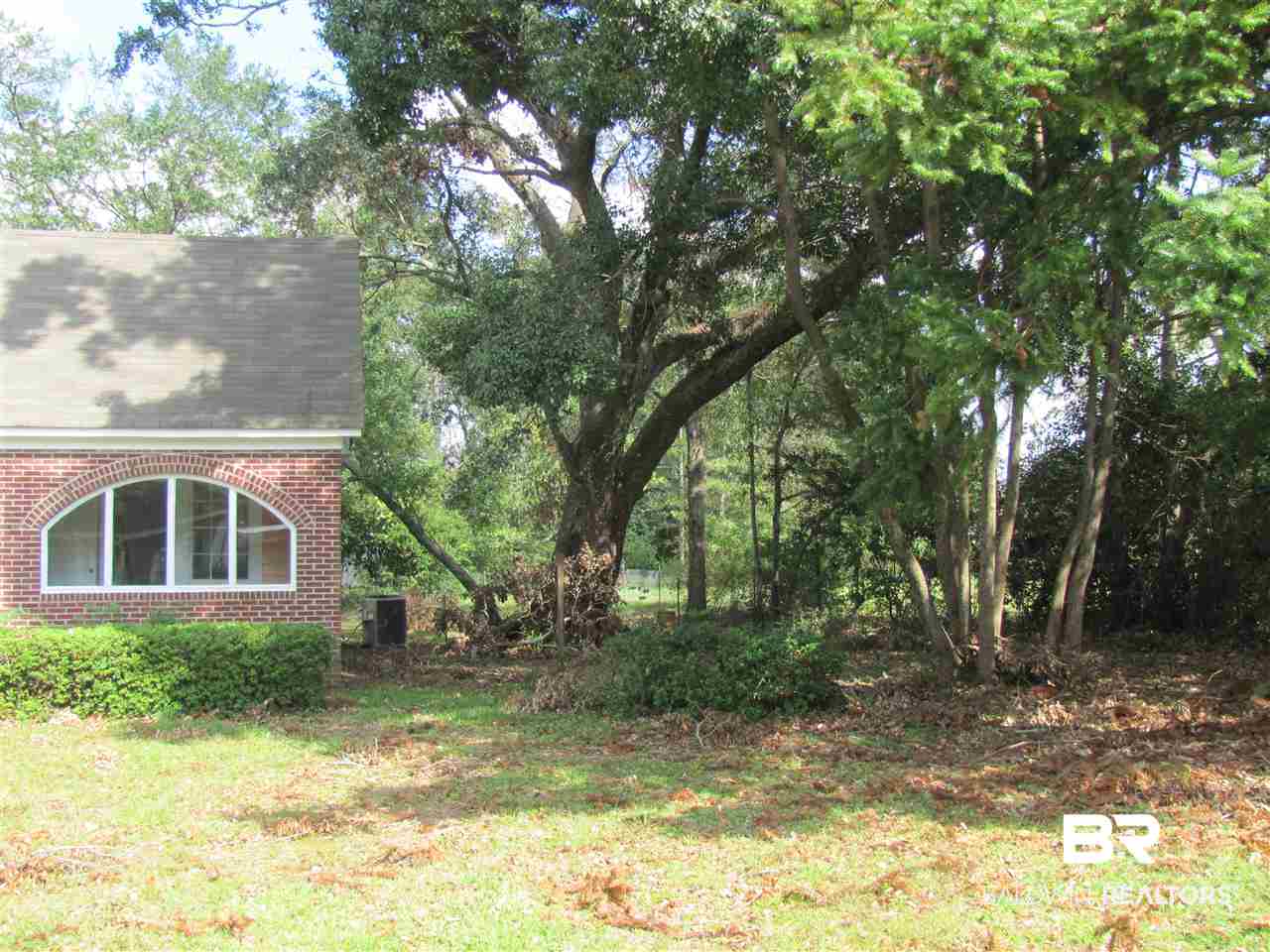 308 Hall Avenue Bay Minette, AL 36507 - Photo 3 of 19