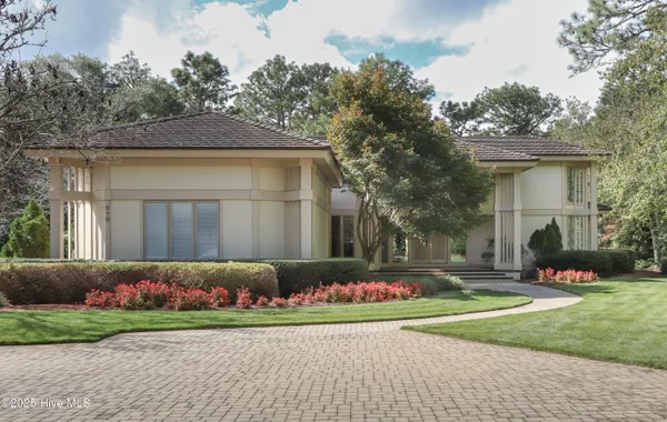 $2,900,000 | 310 Inverrary Road, Pinehurst, NC 28374