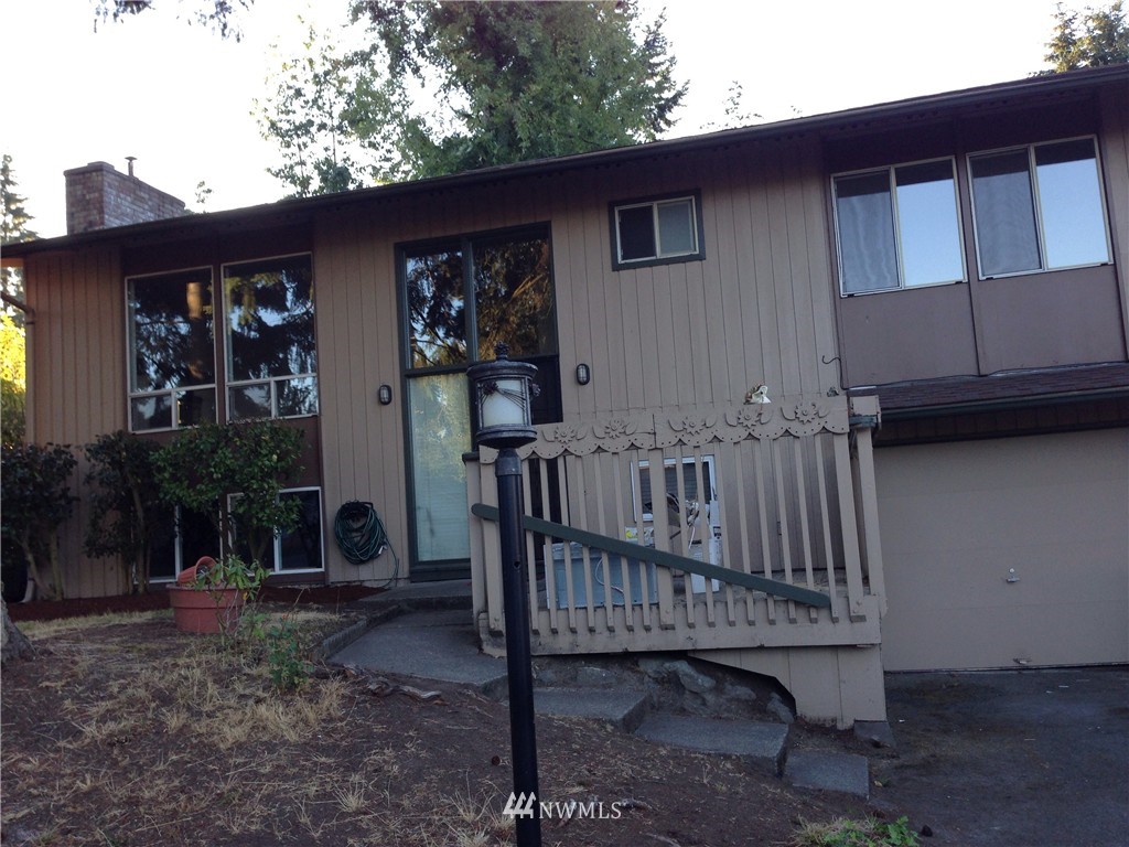 2720 Southeast 16th Street Renton, WA 98058 - Photo 1 of 10 Gallery Image 1