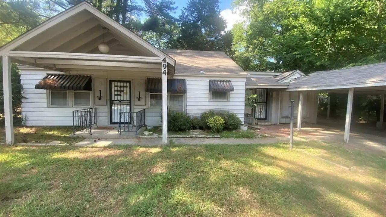 494 East Raines Road Memphis, TN 38109 - Photo 1 of 9 Gallery Image 1