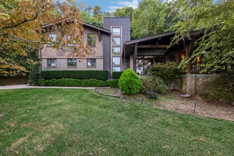 $1,849,000 | 5815 Still Hollow Road, Nashville, TN 37215