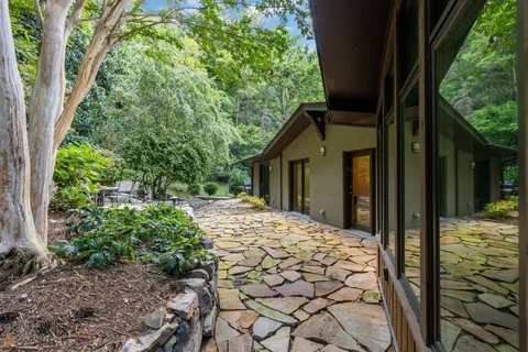 $1,849,000 | 5815 Still Hollow Road, Nashville, TN 37215
