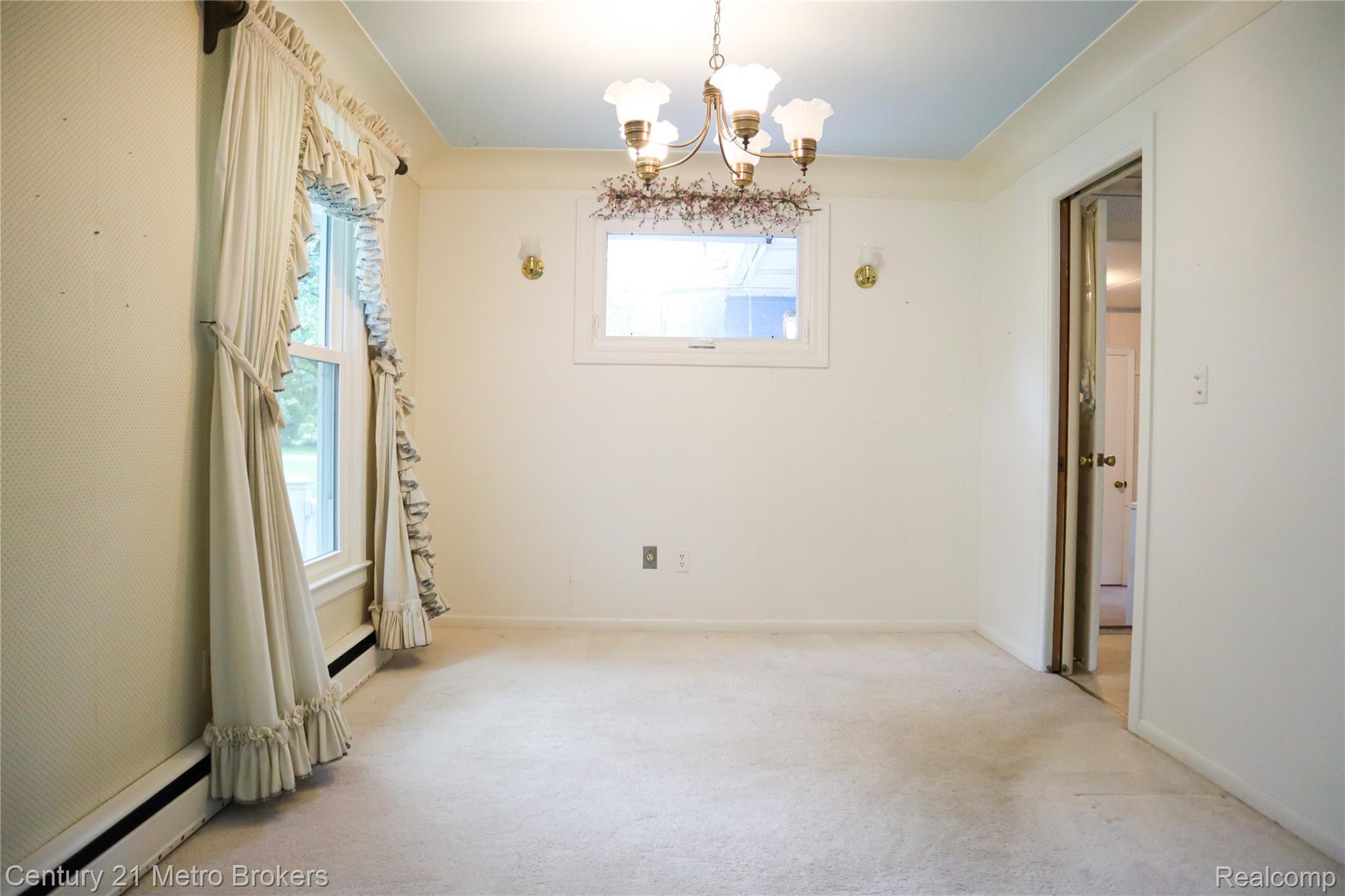 7338 Embury Road Grand Blanc, MI 48439 - Photo 29 of 43 IMG_0041.jpg