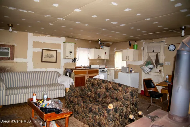 $298,000 | 2225 Mud Gulch Road, Priest River, ID 83856