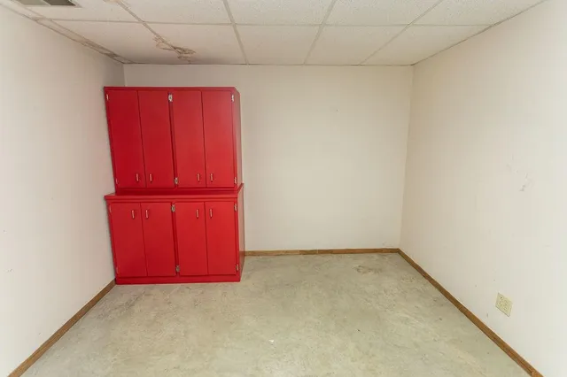 $279,900 | 408 Victor Drive, Uniontown, PA 15401