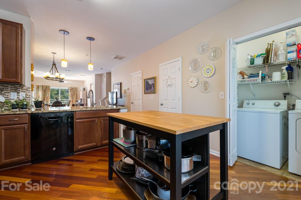 619 Raphael Place Charlotte, NC 28205 - Photo 13 of 25 Gallery Image 13