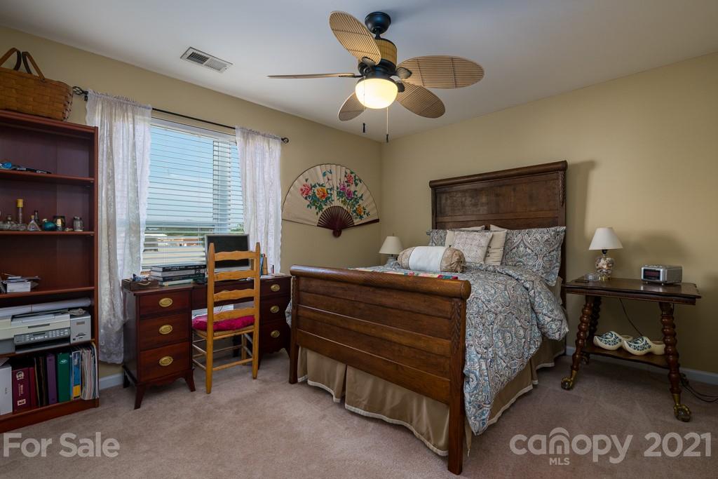 619 Raphael Place Charlotte, NC 28205 - Photo 20 of 25 Gallery Image 20