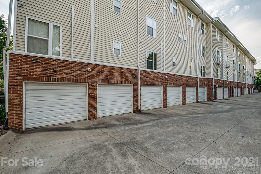 619 Raphael Place Charlotte, NC 28205 - Photo 24 of 25 Gallery Image 24