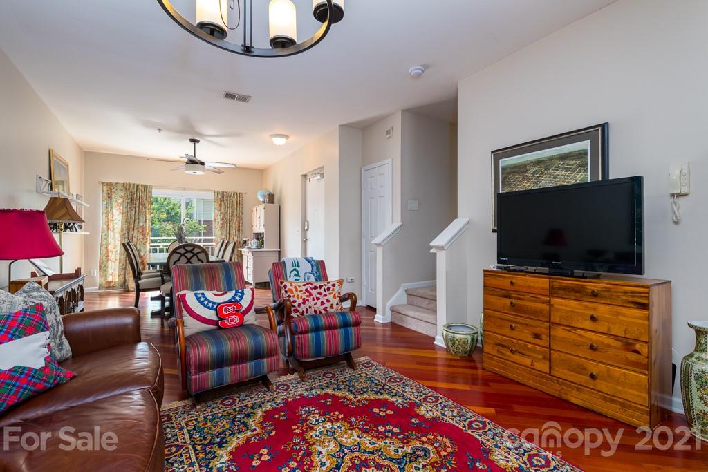 619 Raphael Place Charlotte, NC 28205 - Photo 9 of 25 Gallery Image 9