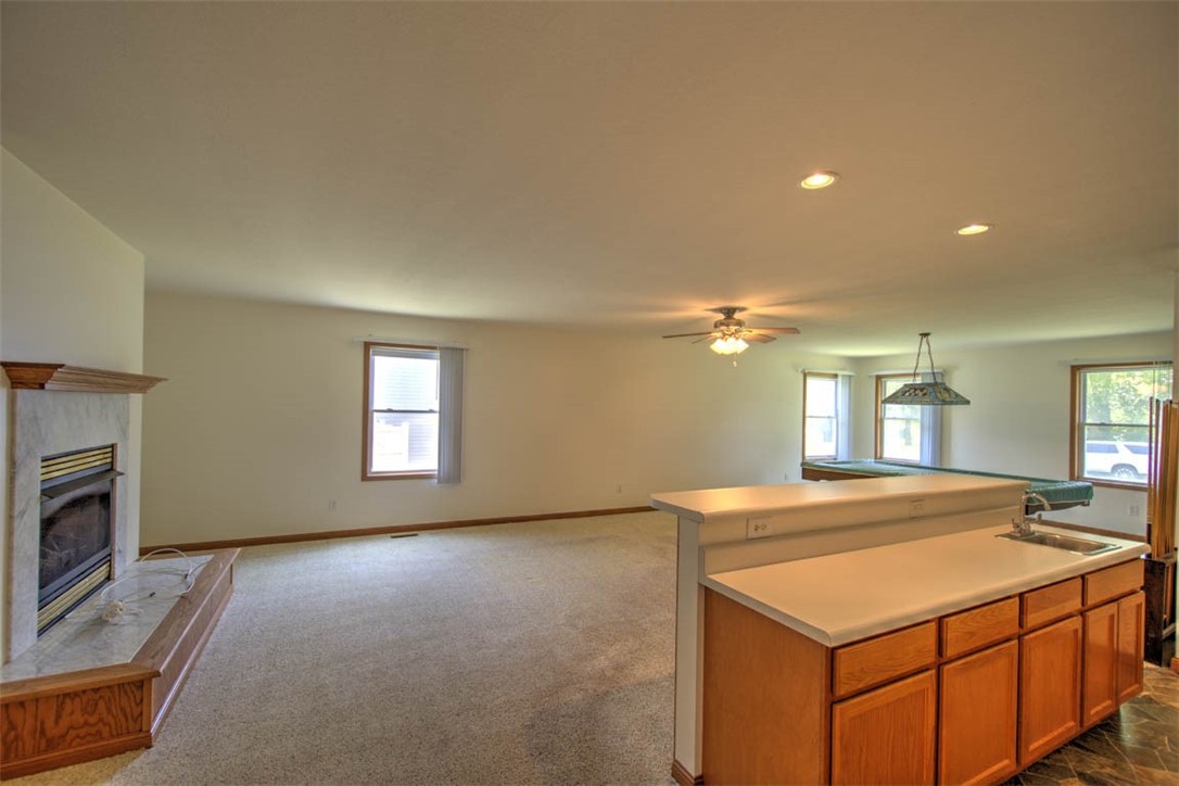 510 North Lake Shore Drive Decatur, IL 62521 - Photo 8 of 29