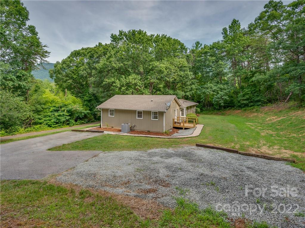 796 Houston Road Columbus, NC 28722 - Photo 7 of 40 Gallery Image 7