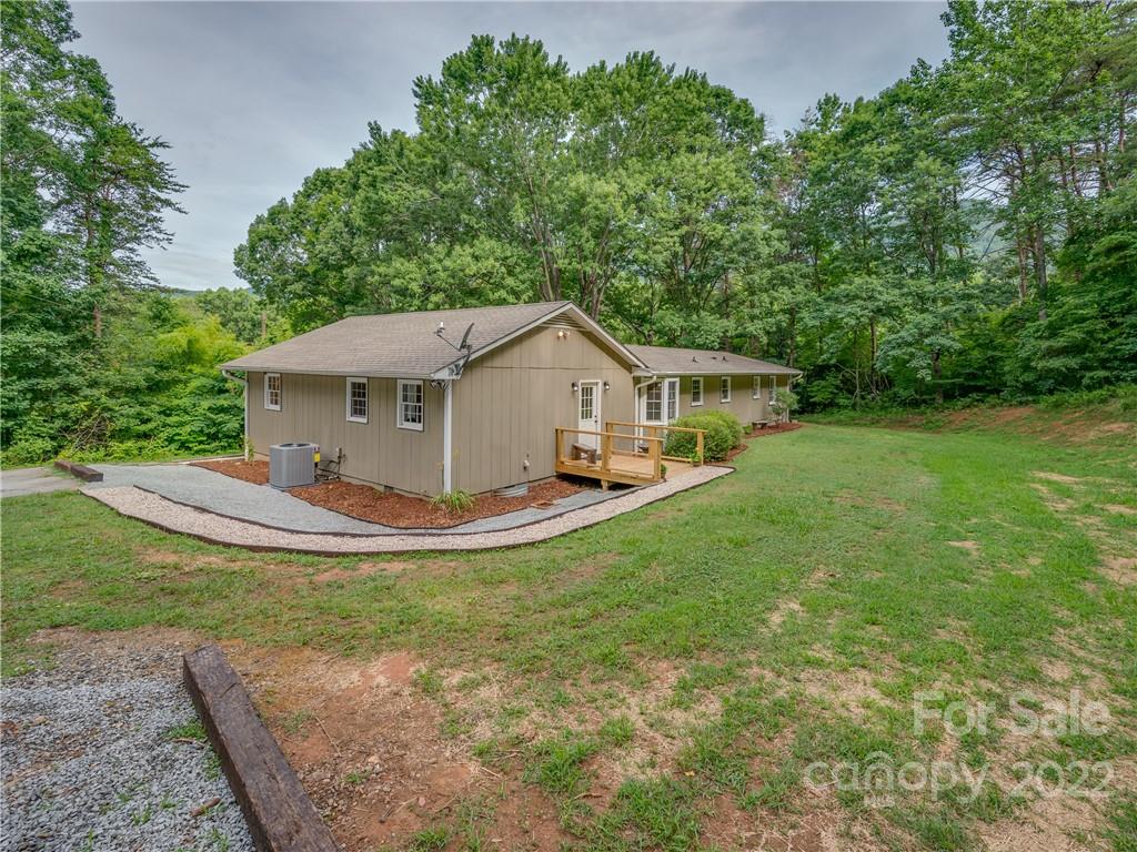 796 Houston Road Columbus, NC 28722 - Photo 8 of 40 Gallery Image 8