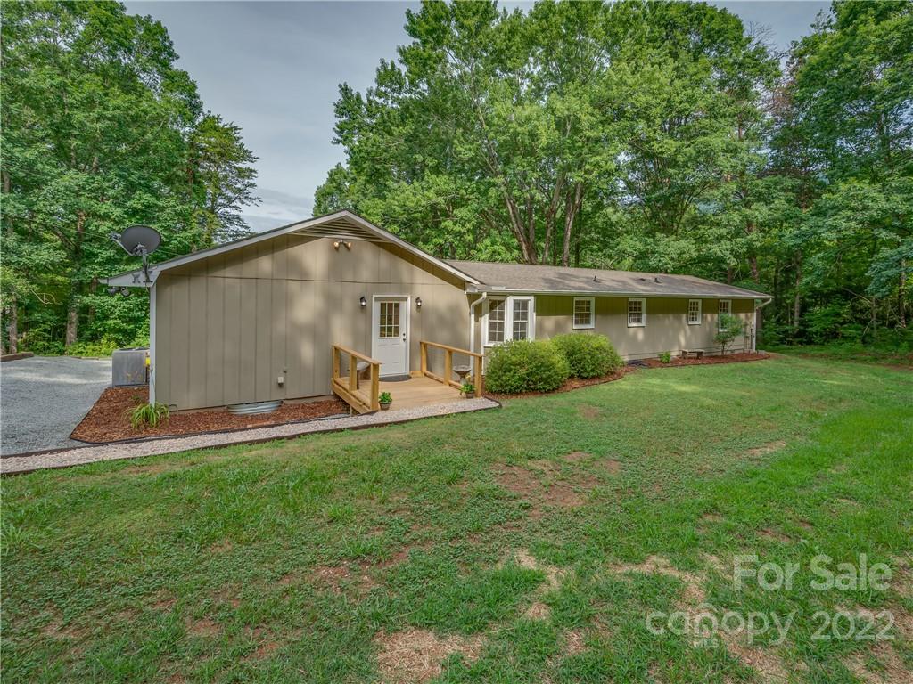796 Houston Road Columbus, NC 28722 - Photo 9 of 40 Gallery Image 9