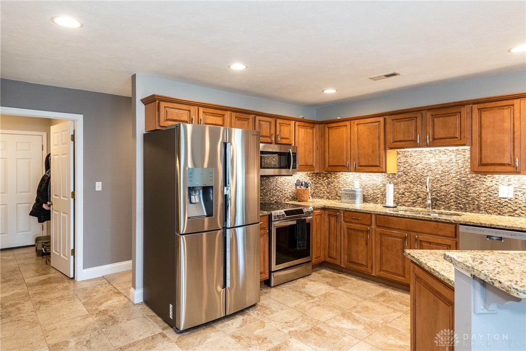 32 Beacon Hill Road Beavercreek, OH 45440 - Photo 11 of 50