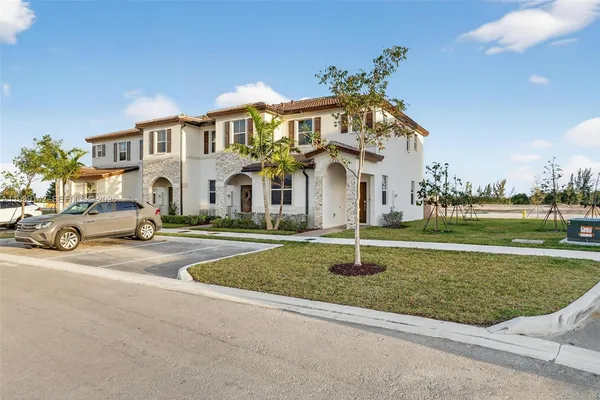 $2,475 | 2650 Southeast 29th Street, Unit 2650, Homestead, FL 33035