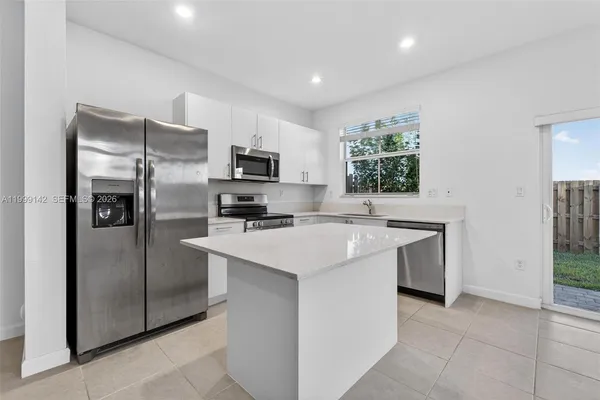 $2,475 | 2650 Southeast 29th Street, Unit 2650, Homestead, FL 33035