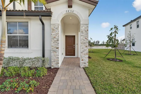 $2,475 | 2650 Southeast 29th Street, Unit 2650, Homestead, FL 33035