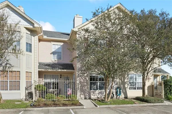 $239,900 | 1803 Audubon Trace, Unit 1803, Jefferson, LA 70121