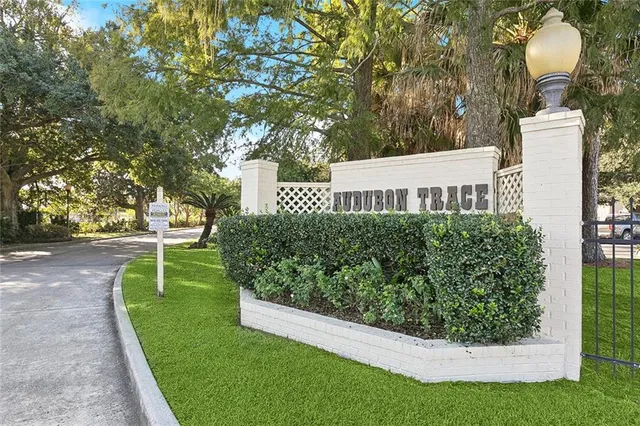 $249,000 | 1803 Audubon Trace, Unit 1803, Jefferson, LA 70121