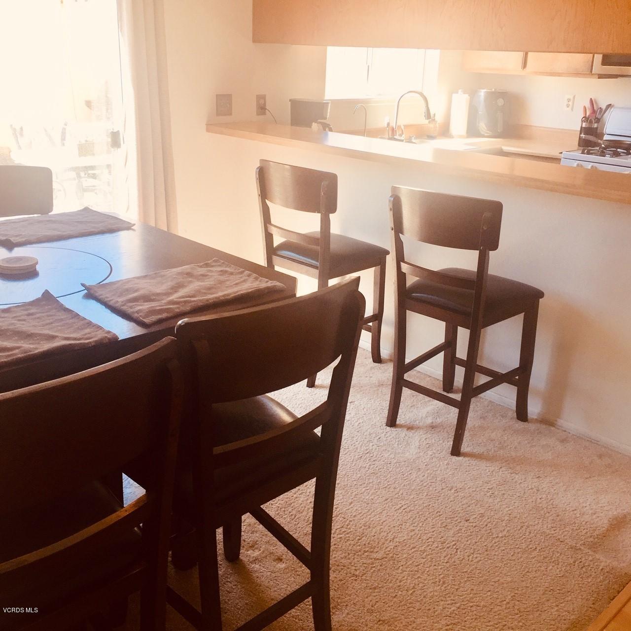 DiningRoom