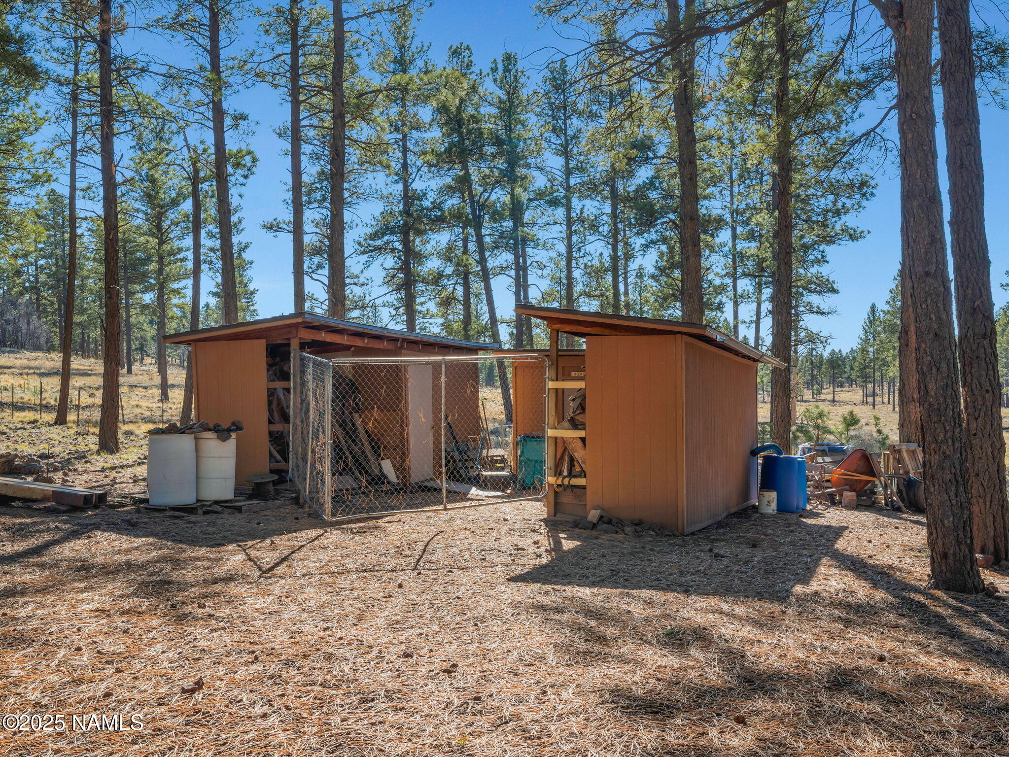 13112 Fallow Deer Road Parks, AZ 86018 - Photo 31 of 39 a view of backyard and deck