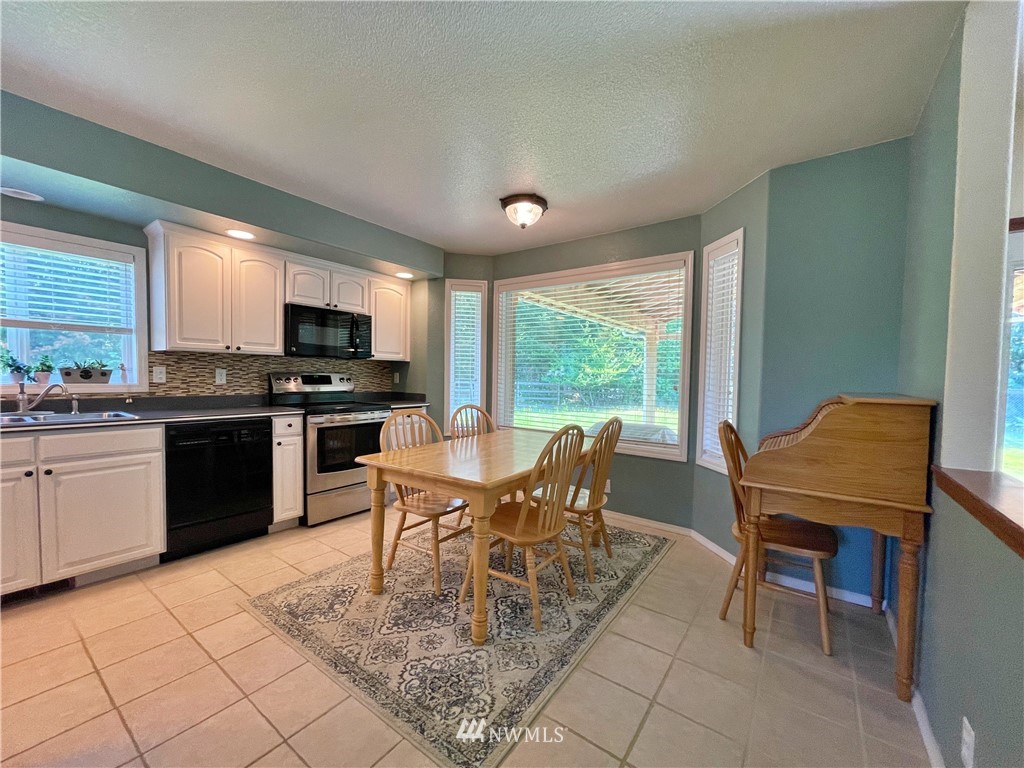 166 Ridge View Drive Randle, WA 98377 - Photo 10 of 20 Gallery Image 10